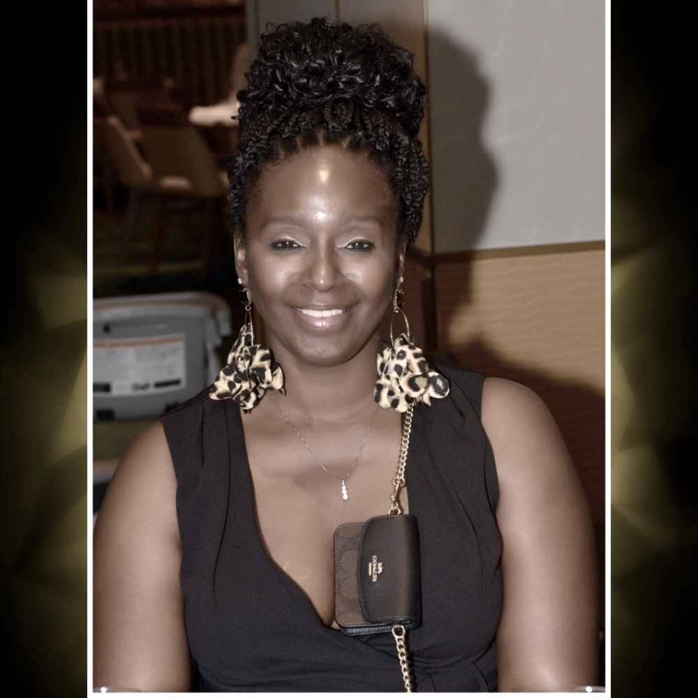 Meet your Posher, Nicole